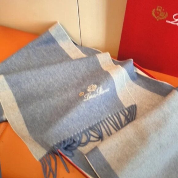 Loro Piana Cashmere Scarf - Picture 5 of 7